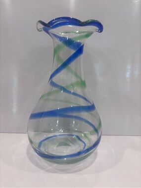 Murano Style Blown Glass swirl Ruffle Top 9.5” Vase Vintage
